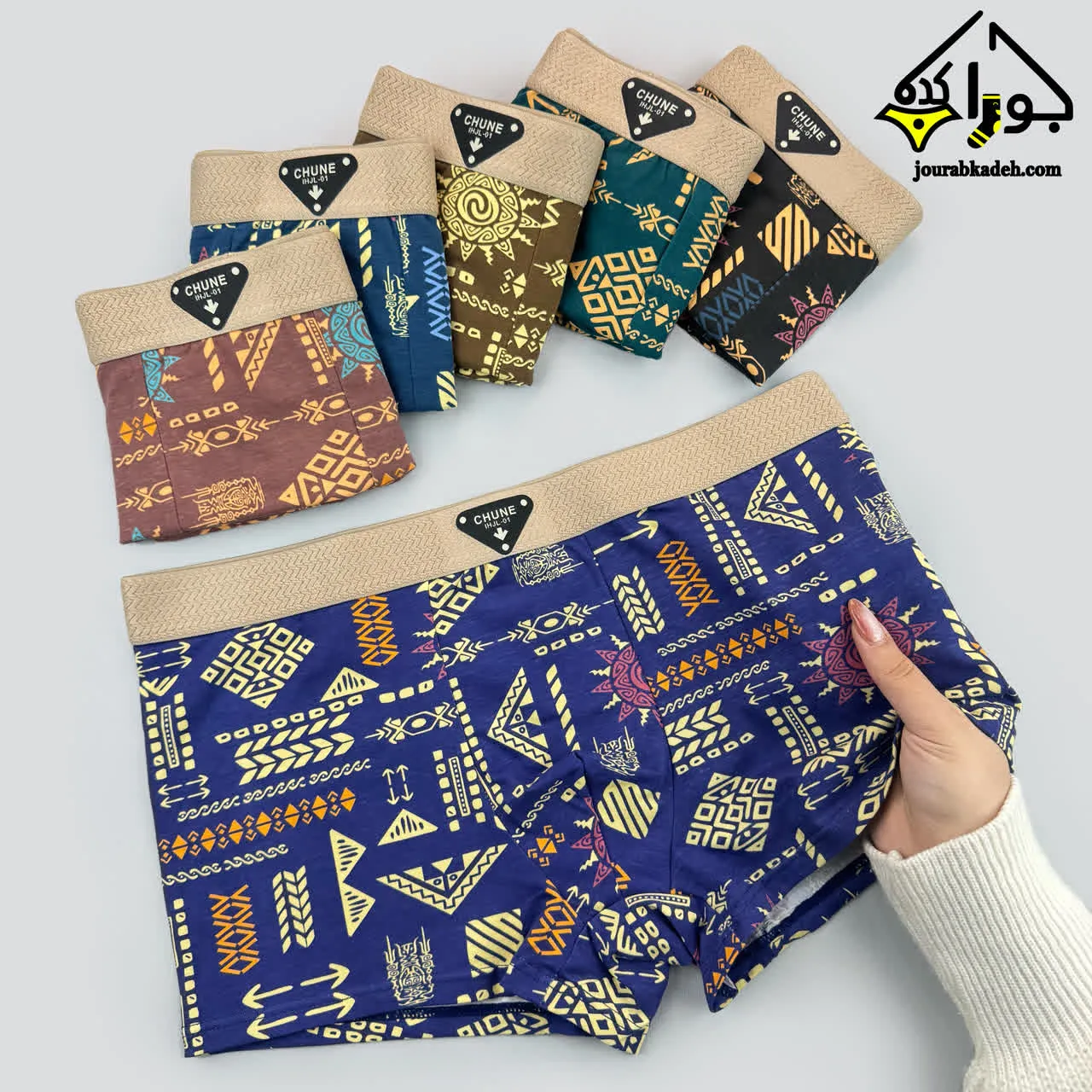 شورت مردانه نیمپا طرح مردان خورشید برند لاکچری