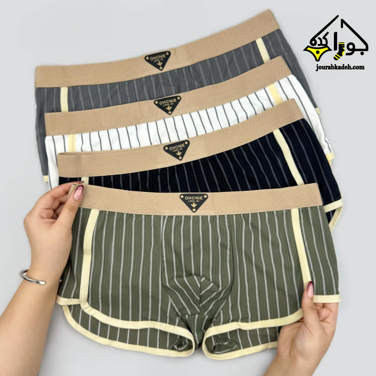 شورت نیمپا مردانه مدل اسکاتی طرح  کبریتی راه راه برند کاتن